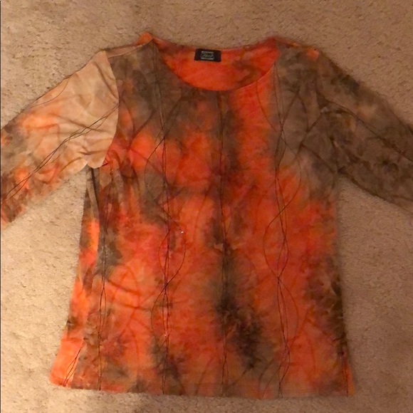 Top - Picture 2 of 3